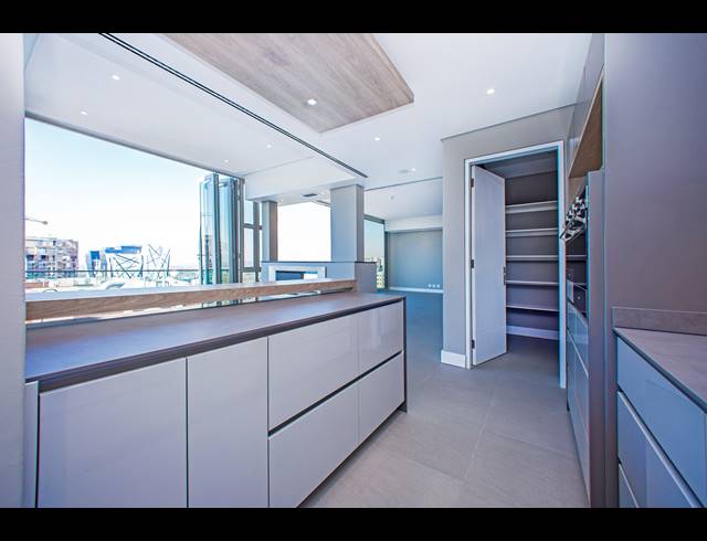 3 BEDROOM APARTMENT TO LET IN ROSEBANK